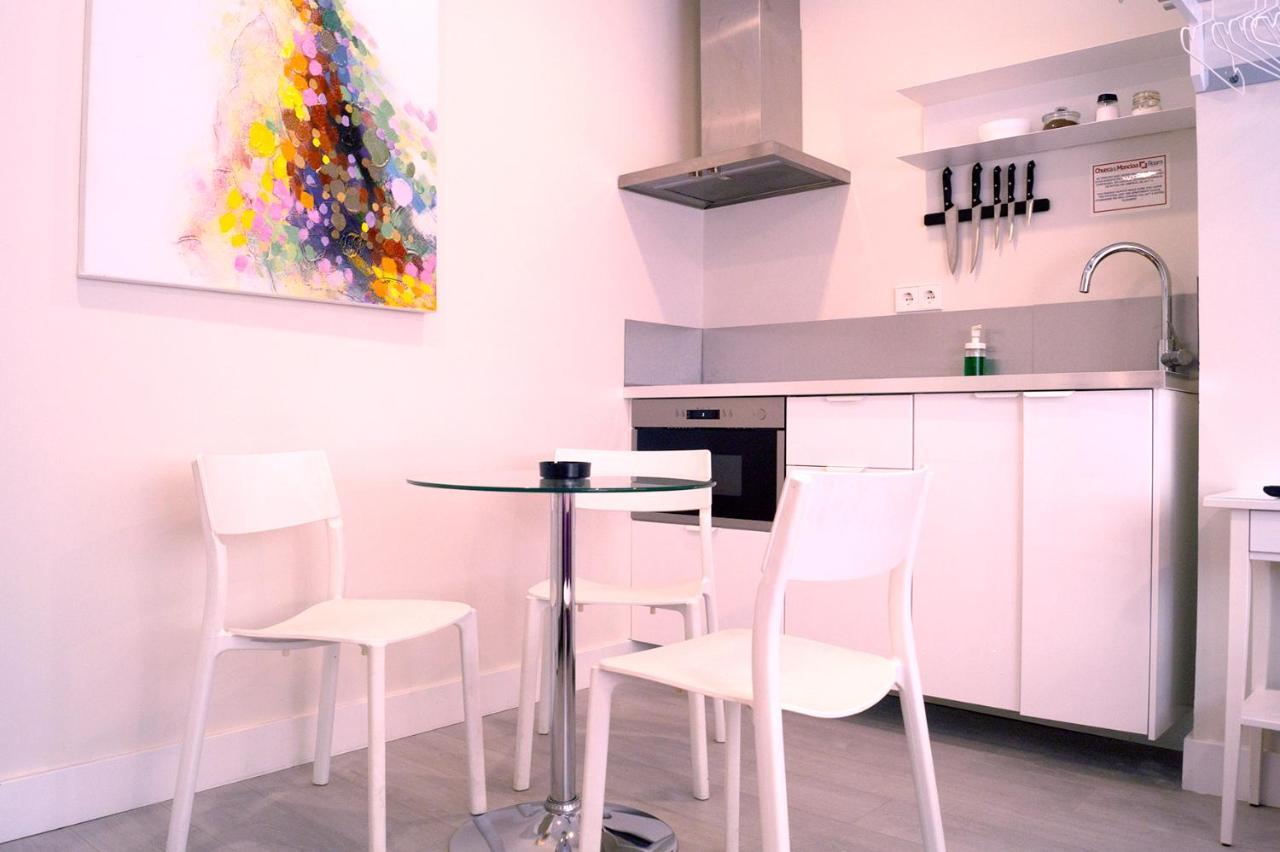 Chueca - Room Apartments Madrid Exterior photo