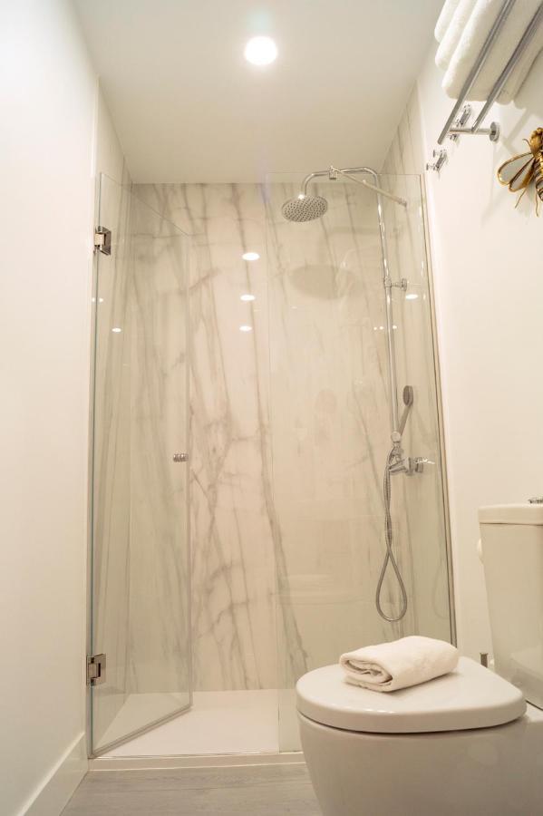 Chueca - Room Apartments Madrid Exterior photo